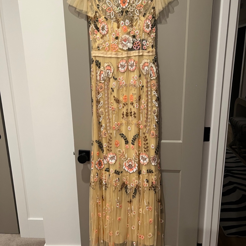 Needle and thread embroidered and beaded gown - Picture 2 of 4